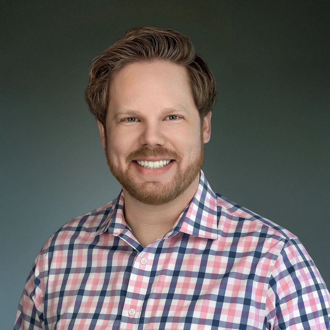 Portrait of Andrew Hedrick.